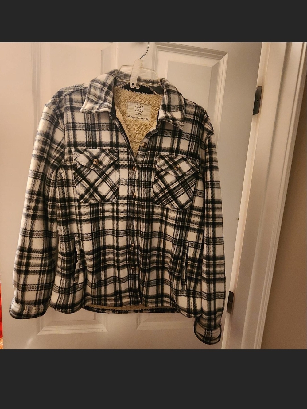 Sherpa-Lined Plaid Utility Jacket - Black & White